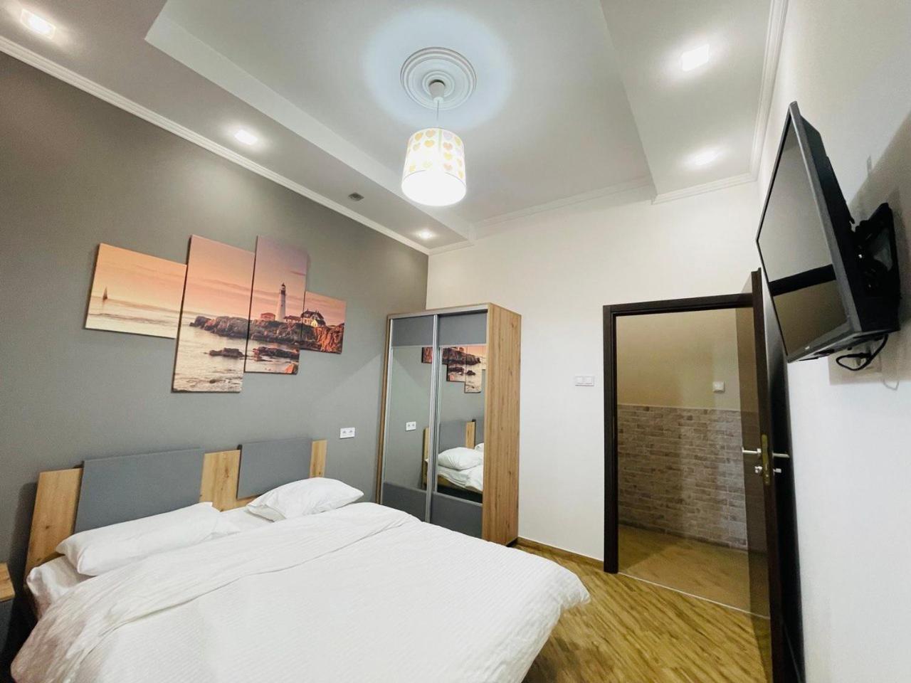 Apartment For Rent In The City Center Of Kharkiv K18 Elinaflats Εξωτερικό φωτογραφία