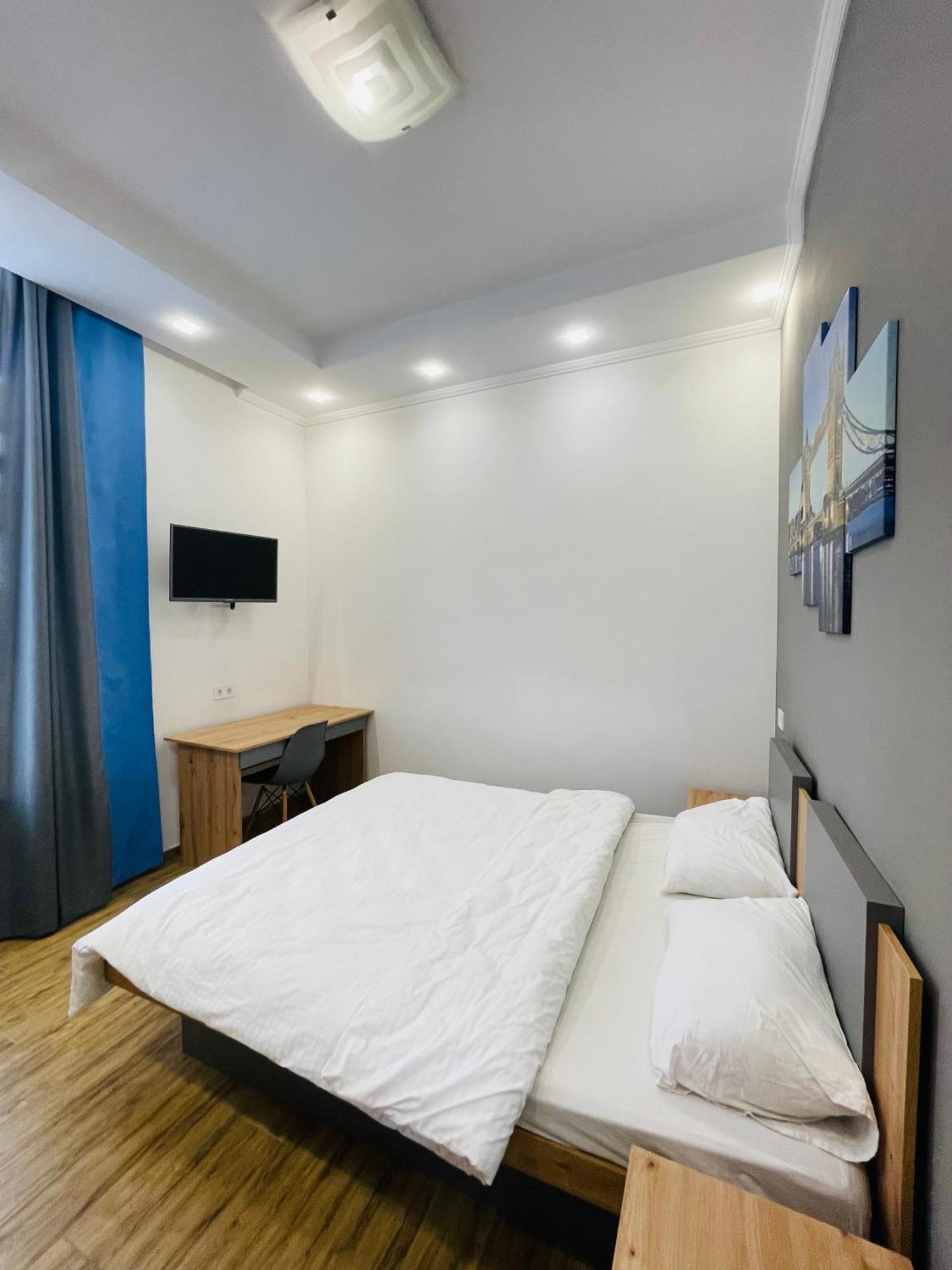 Apartment For Rent In The City Center Of Kharkiv K18 Elinaflats Εξωτερικό φωτογραφία