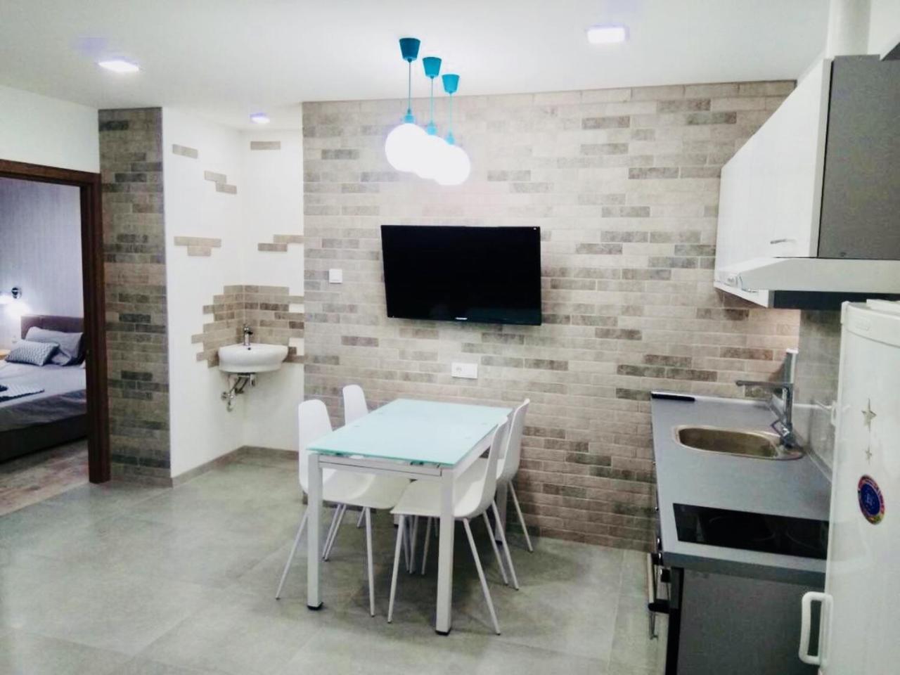 Apartment For Rent In The City Center Of Kharkiv K18 Elinaflats Εξωτερικό φωτογραφία